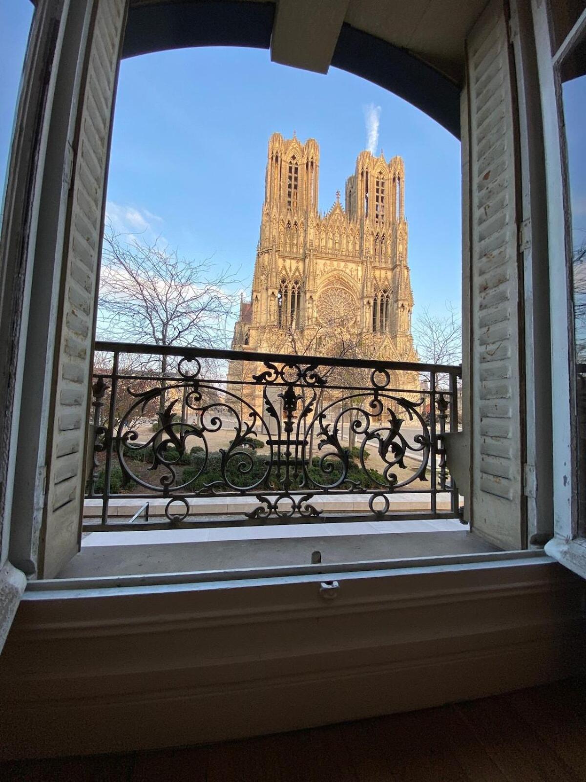 Appartement By Le PARVIS à Reims Extérieur photo